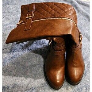Women's Brown Knee High Riding Boots Quilted Buckle Block Heel Zip Size 8 NIB